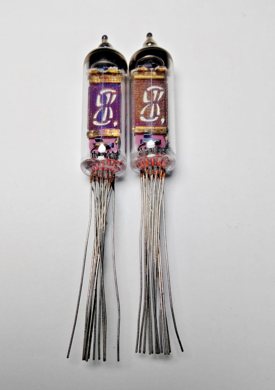 2 pcs NEW IV-2 Reflector VFD Nixie Tubes , Ultra rare! Same Date 01.1974