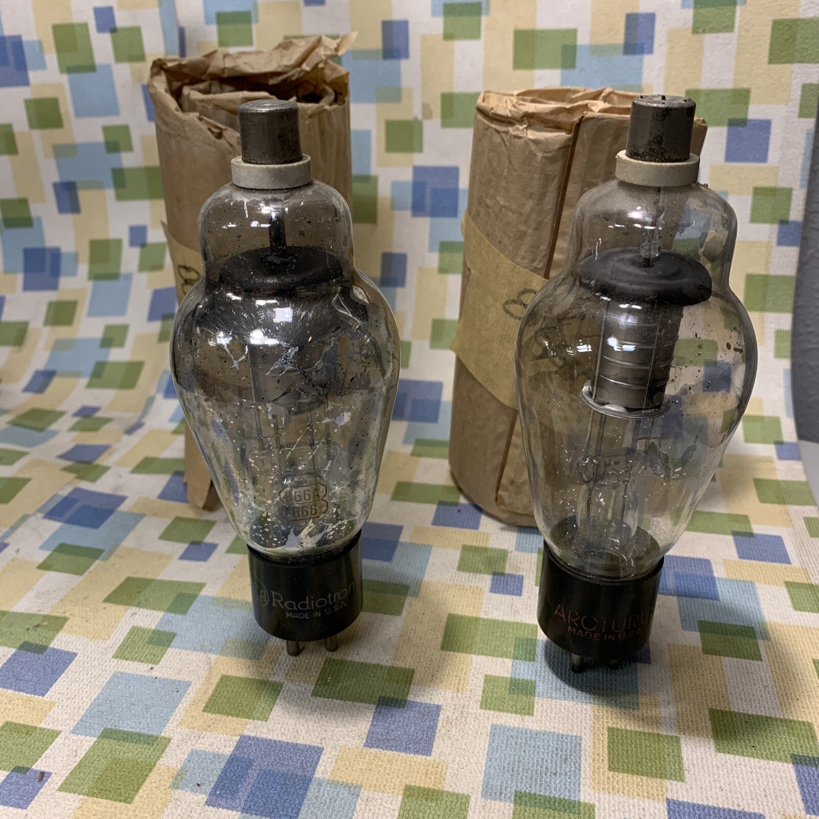 LOT OF 2 866A Rectifier Vacuum Tubes. RCA & ARCTURUS