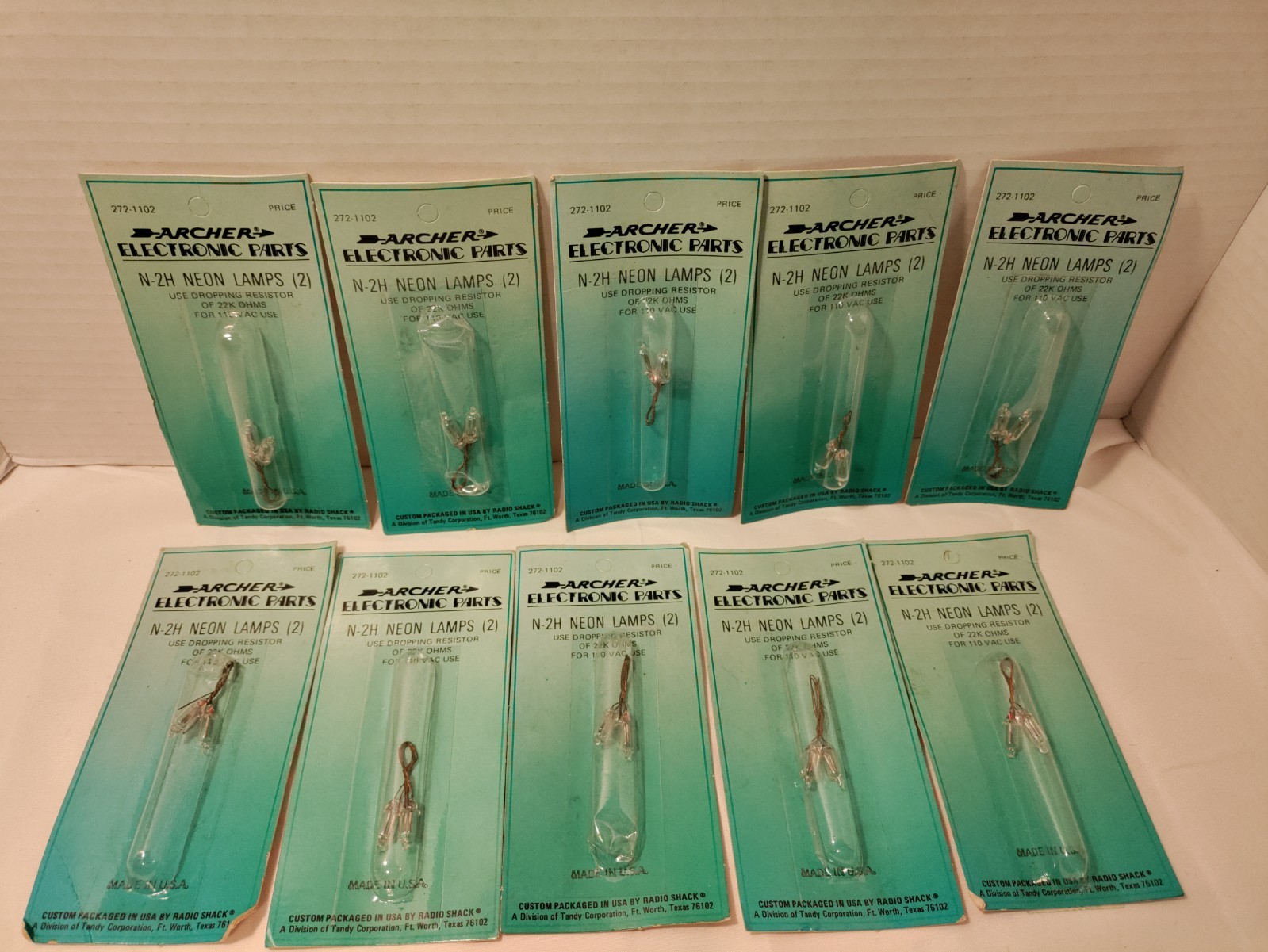 Lot of 10 Vintage Radio Shack Archer Electronic Parts N 2H Neon Lamps