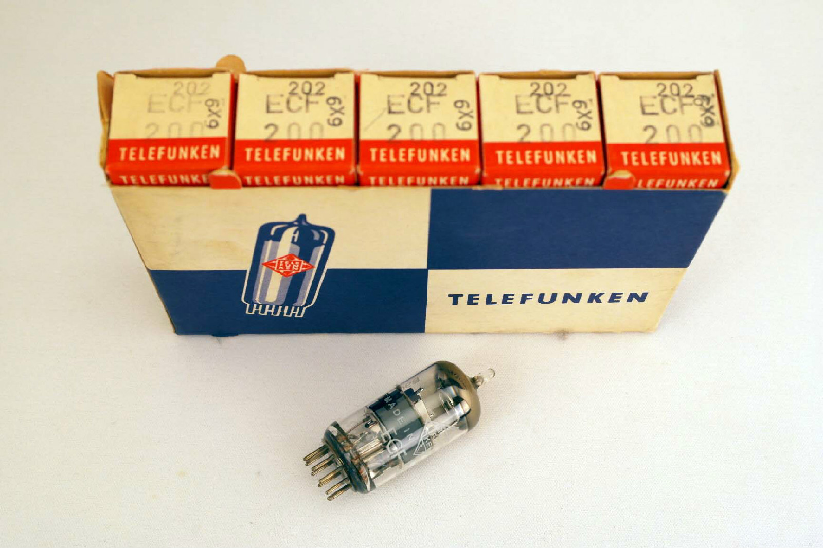 5 Pcs NOS Telefunken ECF200 / 6X9 Audio / Radio Vacuum Tubes NIB
