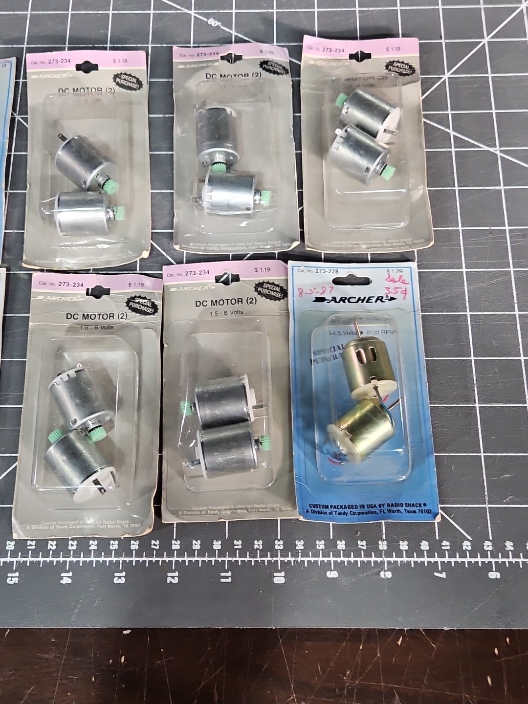 8 Vintage Archer DC Motors Gearboxes Electronic Parts Model Airplane Radio Shack