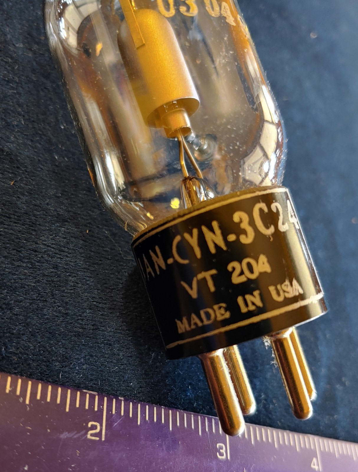 Vintage U.S. ARMY U.S. NAVY JAN-CYN-3C24 VT-204 Vacuum Tube. Untested in Box.