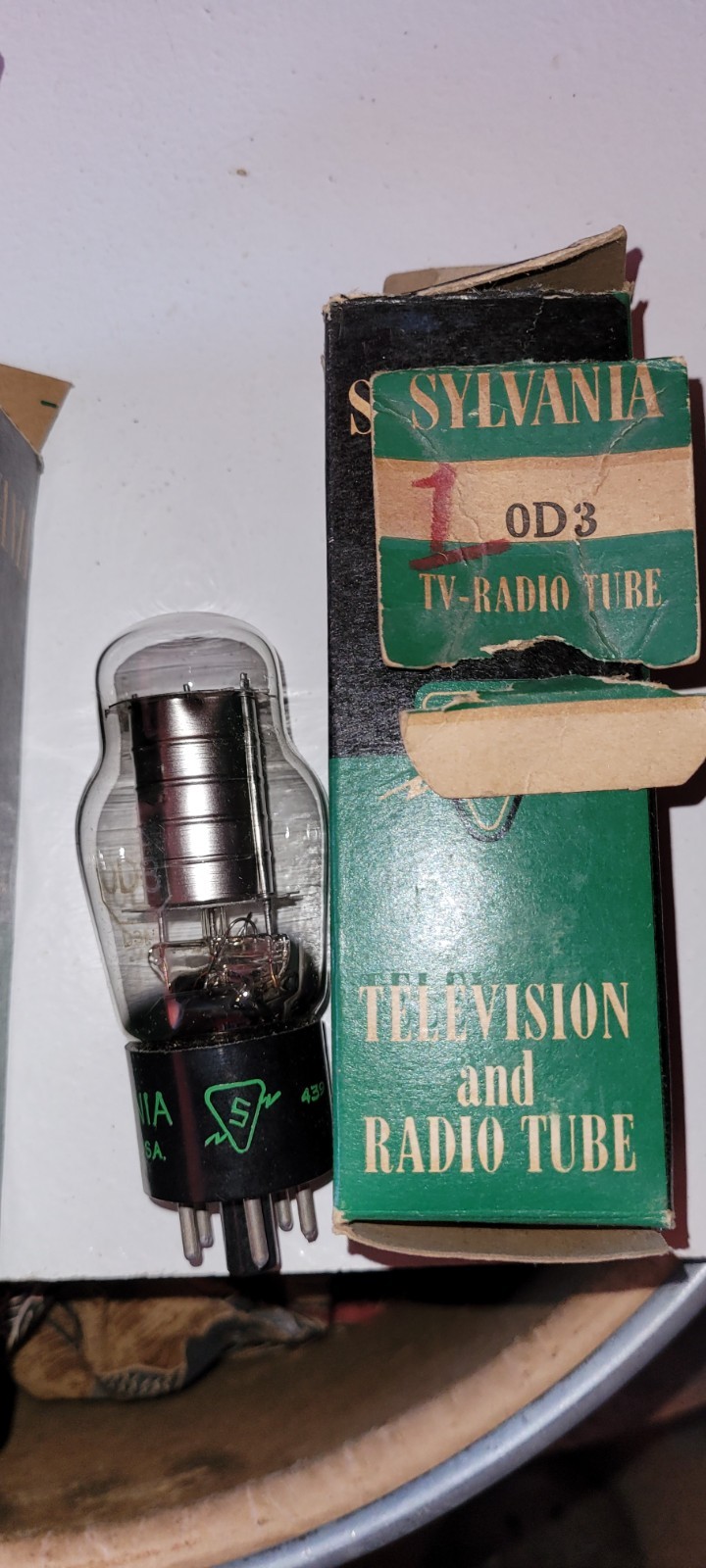 (8)vintage NOS radio/TV tubes Sylvania, GE and GENERAL ELECTRONICS + capacitors