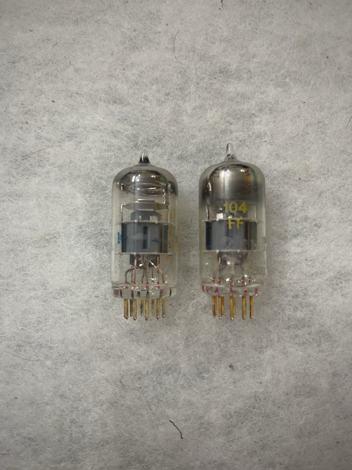 Tesla e88CC 6922 Cca 6DJ8 Gold Pin NOS Tested Matched Pair