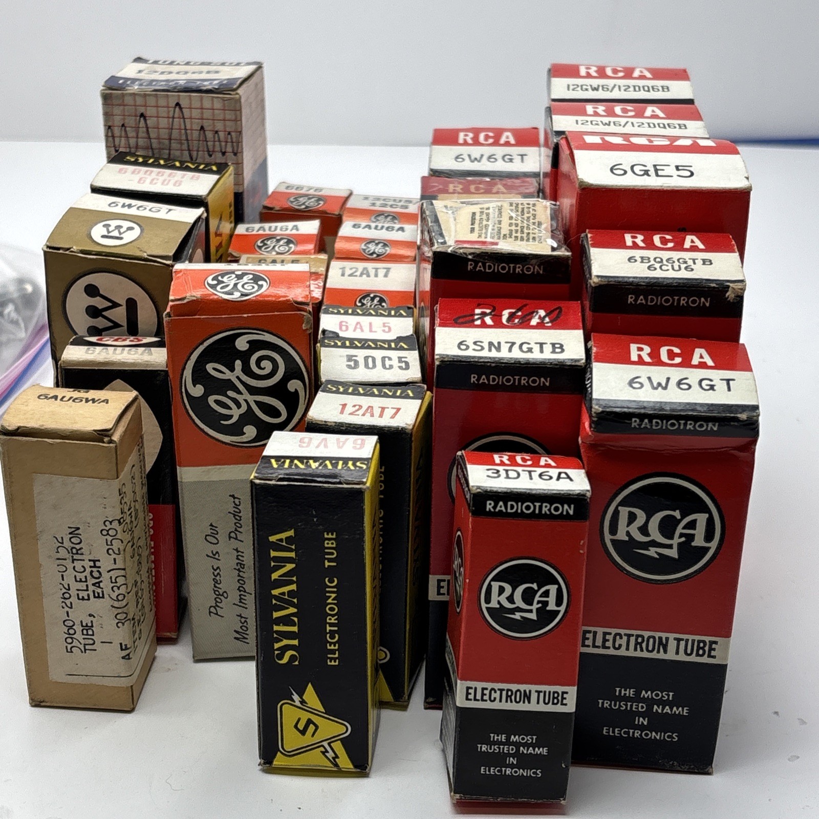 Vacuum Tube Lot RCA GE Sylvana Westinghouse CBS Tung Sol 28 Boxes 9 loose