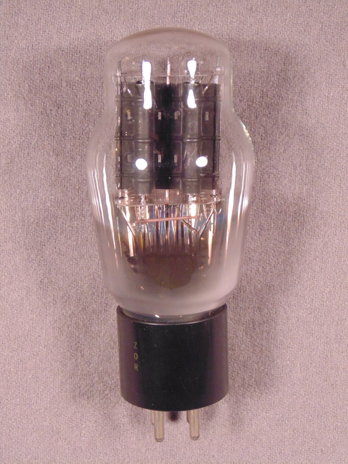 1 2A3 SYLVANIA Black Plate Springs HiFi Antique Radio Amp Vacuum Tube Code Z0R