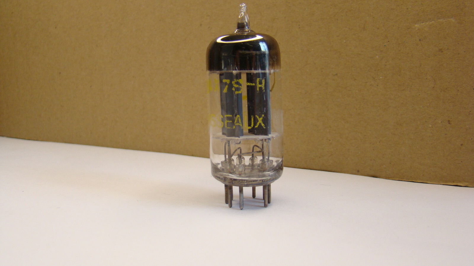 VERY RARE 1955 NOS VISSEAUX 12AX7S-H 12AX7 ECC83 TESTED TWICE ON AMPLITREX