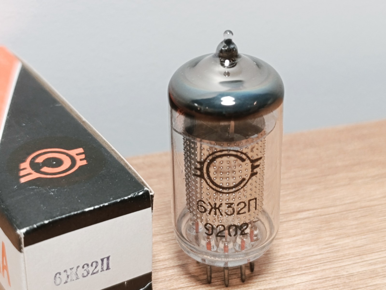 NEW 1pcs 6J32P 6Ж32П Tube Svetlana NOS similar to EF86 62167 EF806S NIB