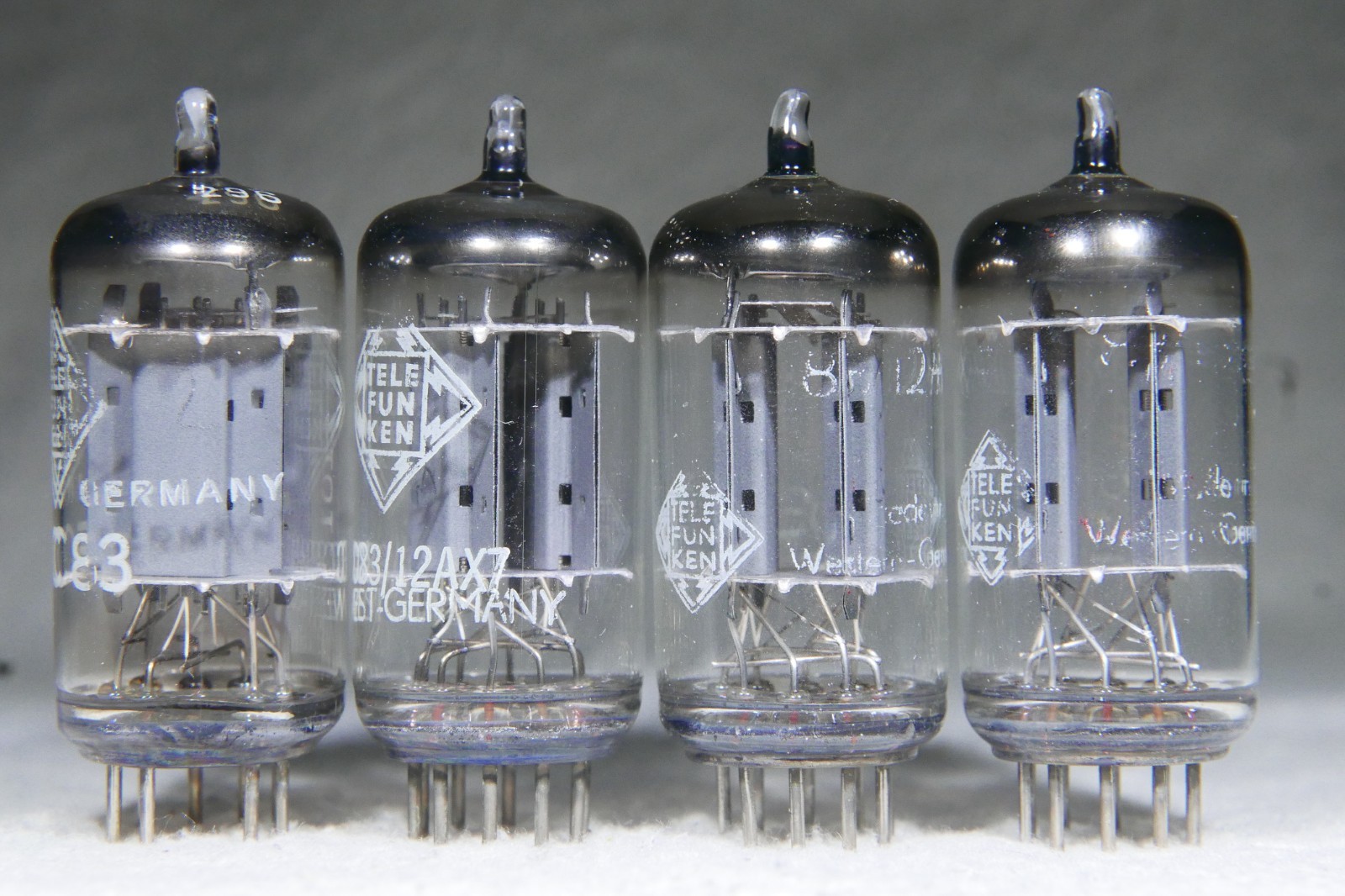 Matched Quad (4) Telefunken ECC83/12AX7 Long Smooth Plate Diamond Bottom Germany
