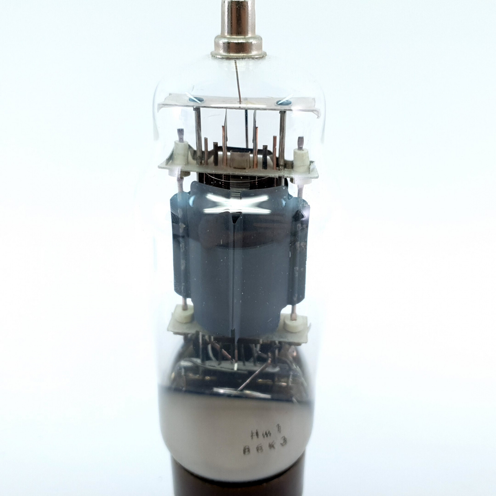 1 X EL38 PHILIPS TUBE. 1960s MULLARD PROD. DUAL GETTER. 75. CB397