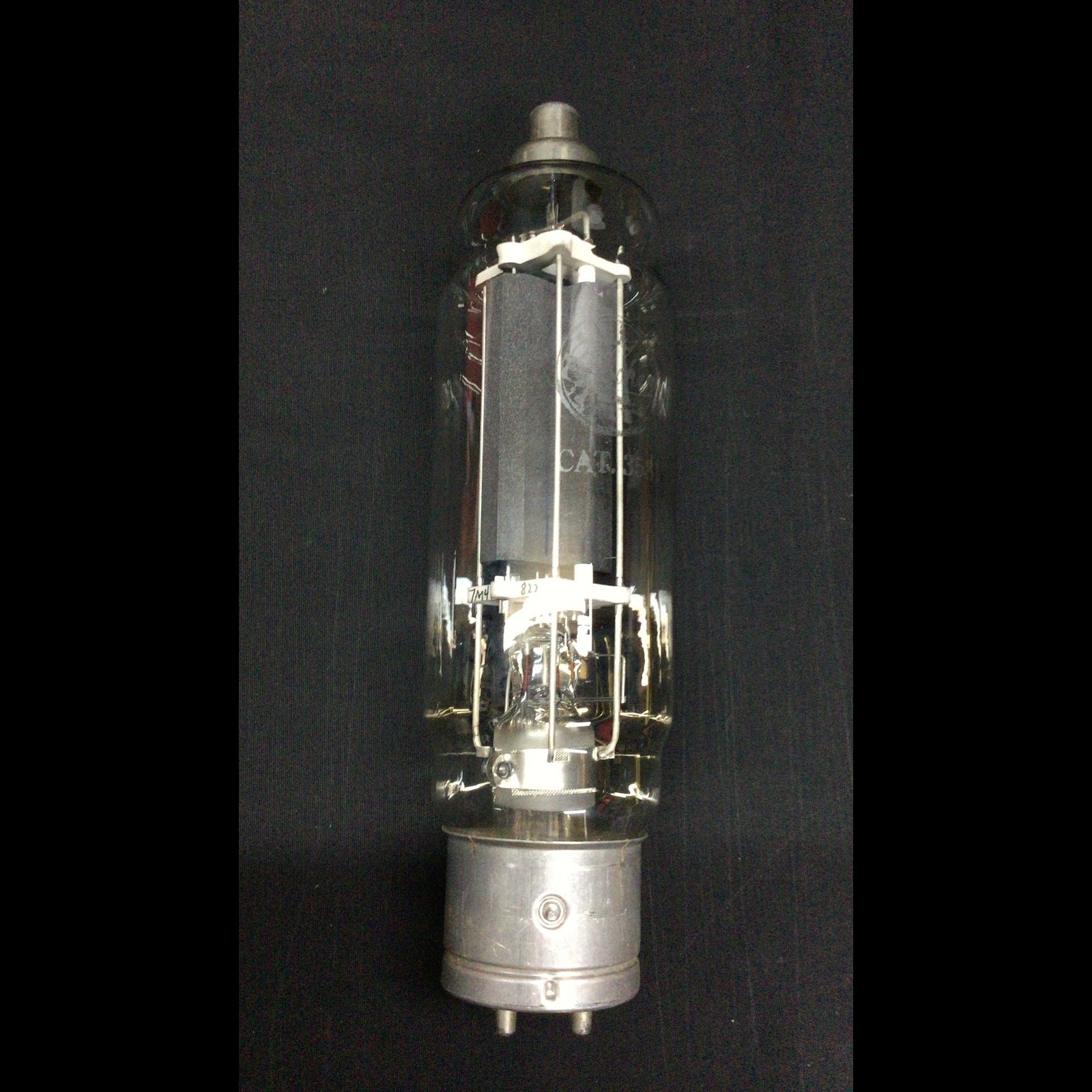 NOS FISCHER 3581 822 Universal Transmitting Triode VACUUM TUBE U.9560