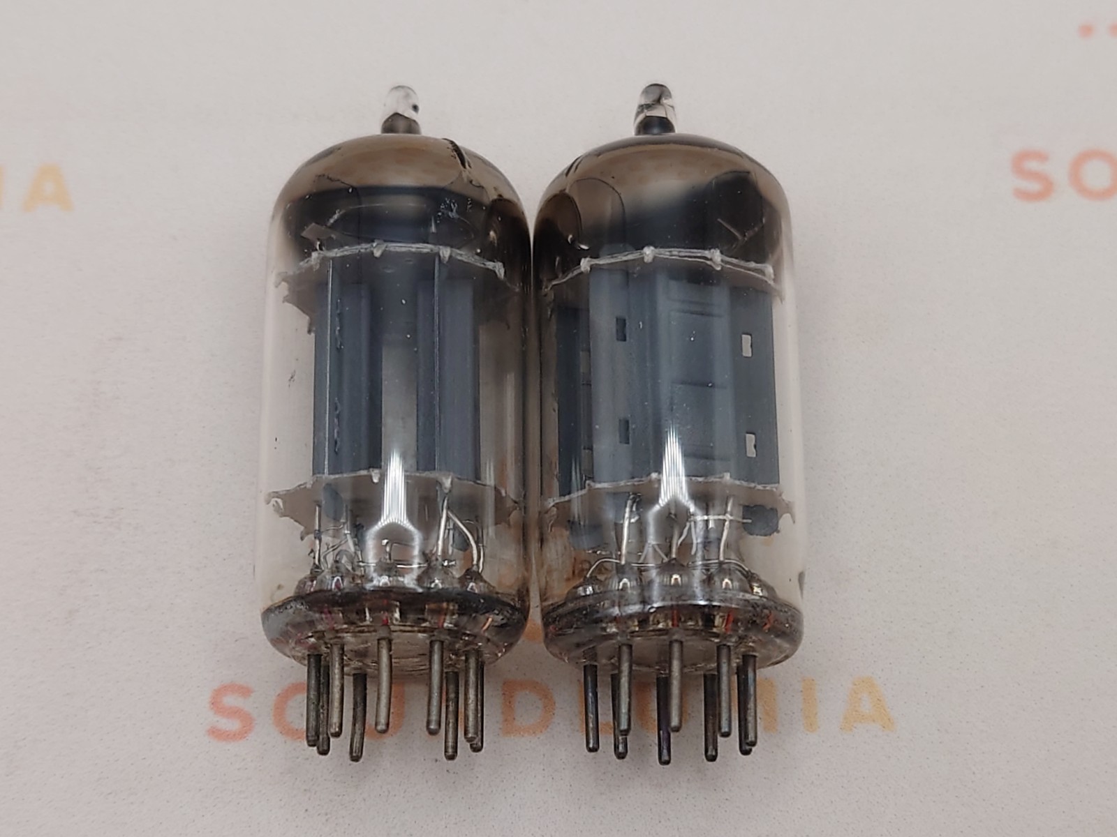 2x Philips ECC82 12AU7 Long Plates D-foil getter – Heerlen 1958 – Strong