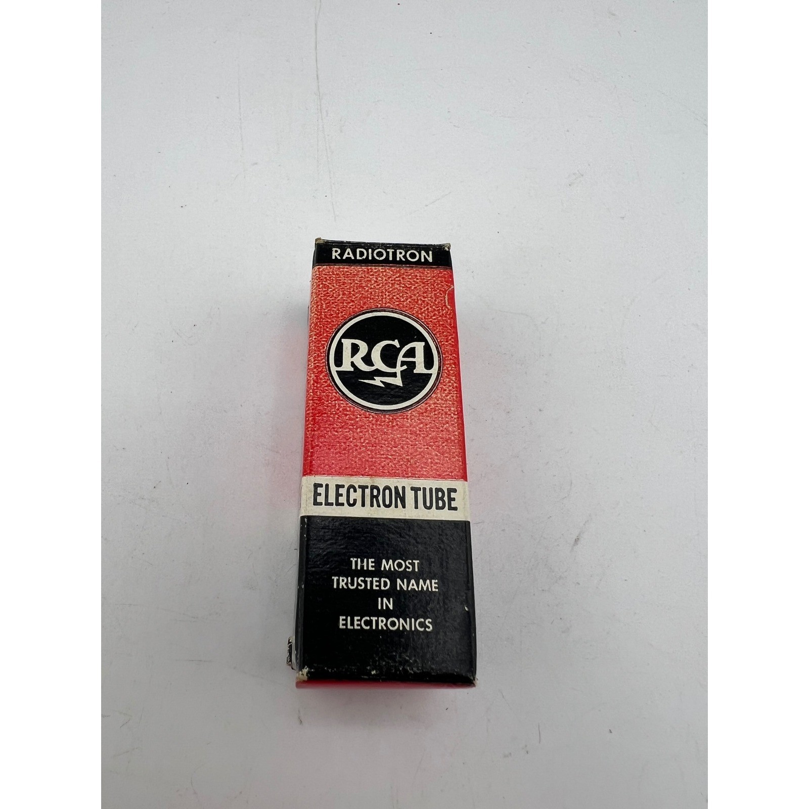 RCA 6BA6 EF93 Radiotron Electron Vacuum Tube Vintage Made in USA NOS Boxed