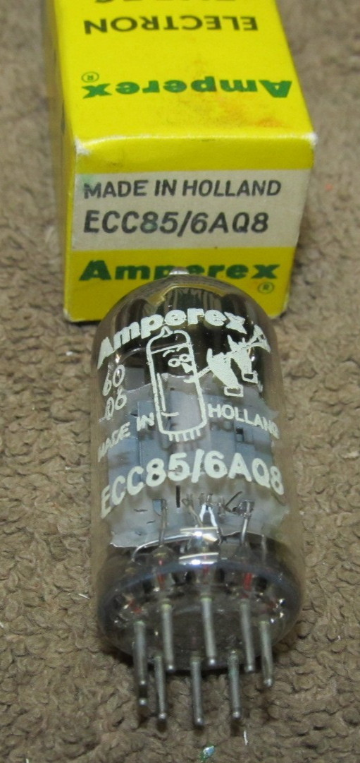 1 unused Amperex Bugle Boy ECC85 6AQ8 Tube In Original Box, Test & Look New