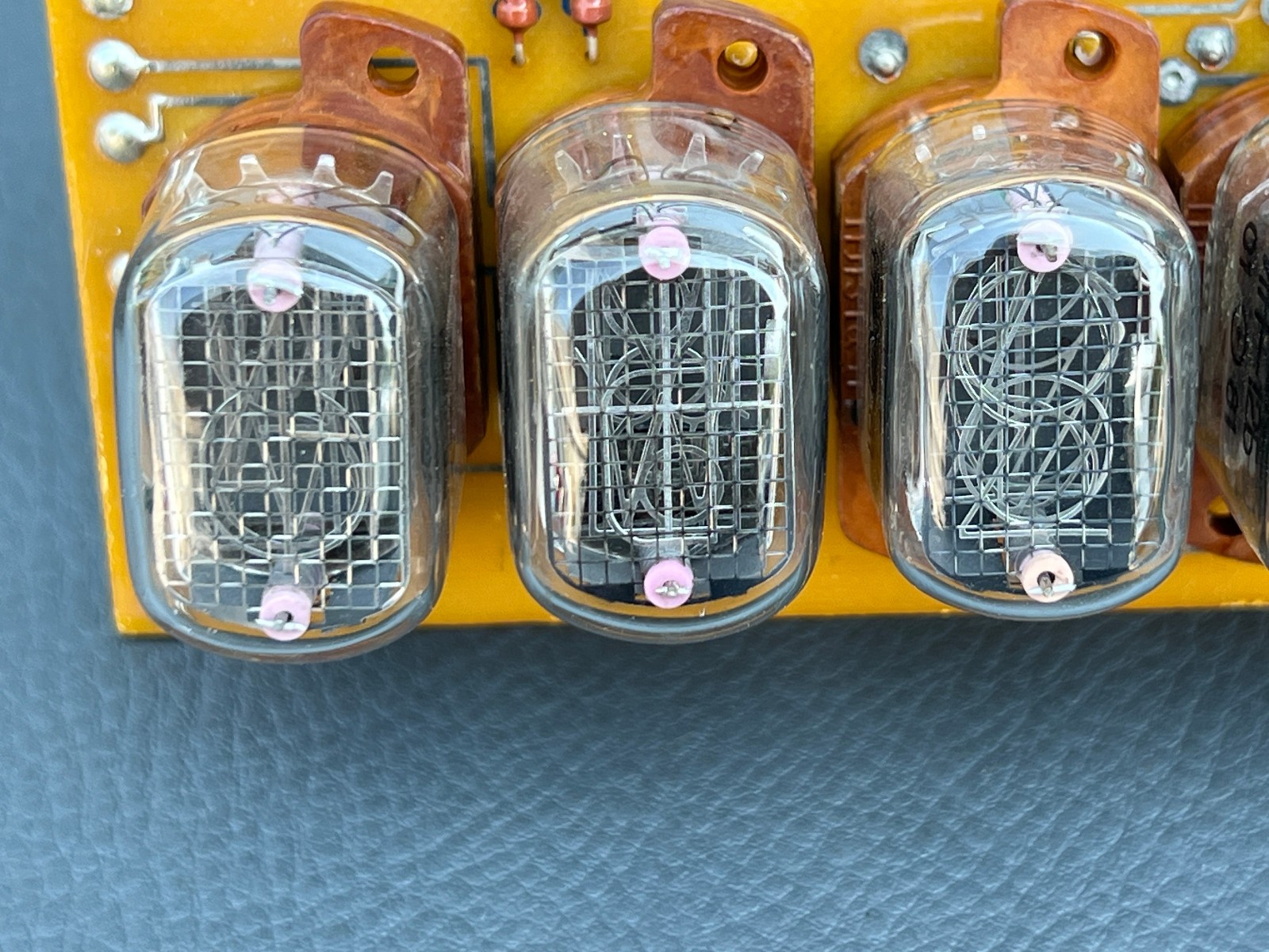 IN-12B,IN15A,IN15B Soviet Russian Nixie Indicator Tubes Lot of 10 pcs w/Socket