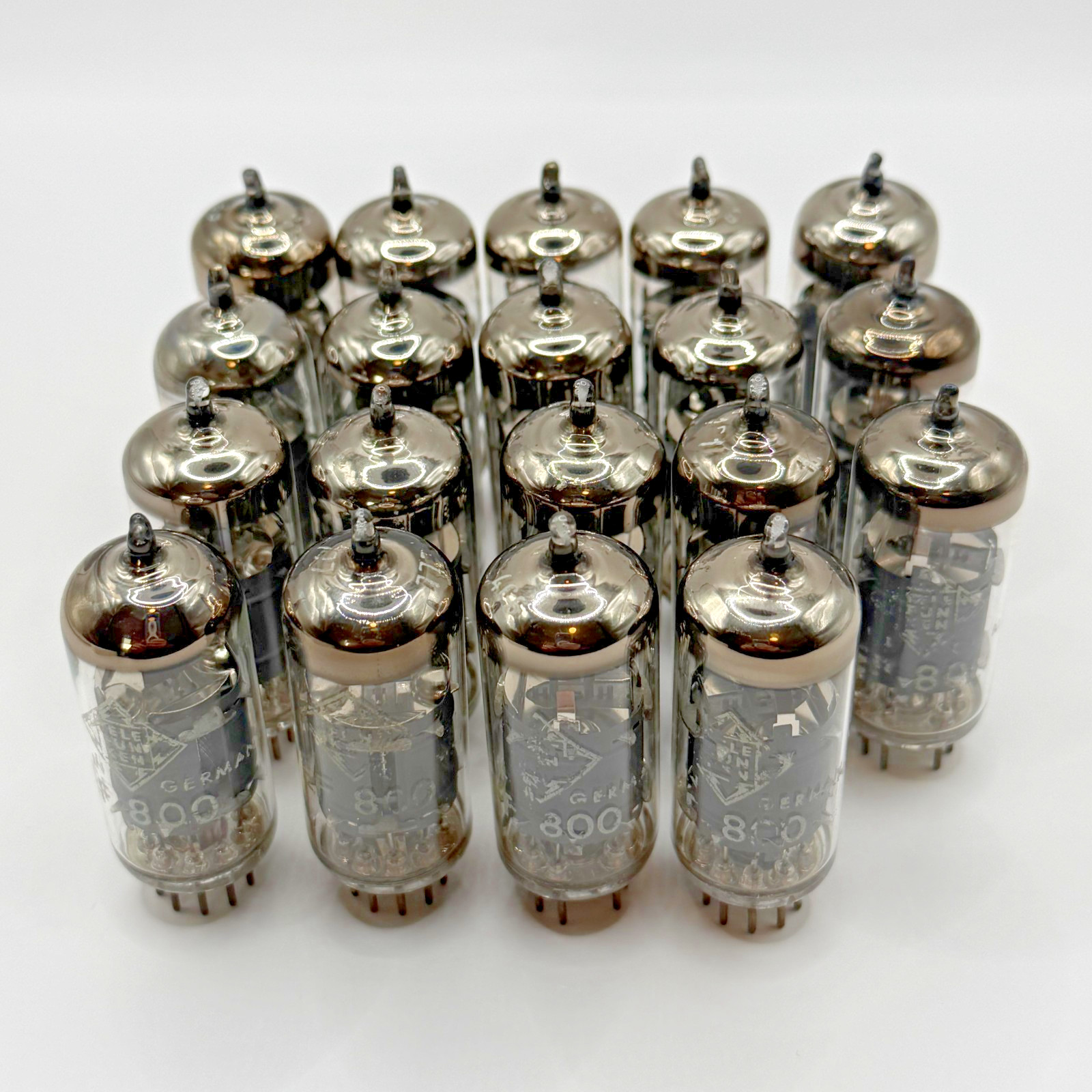 Telefunken EF800 tube, Ulm factory, diamond bottom, SQ RF pentode