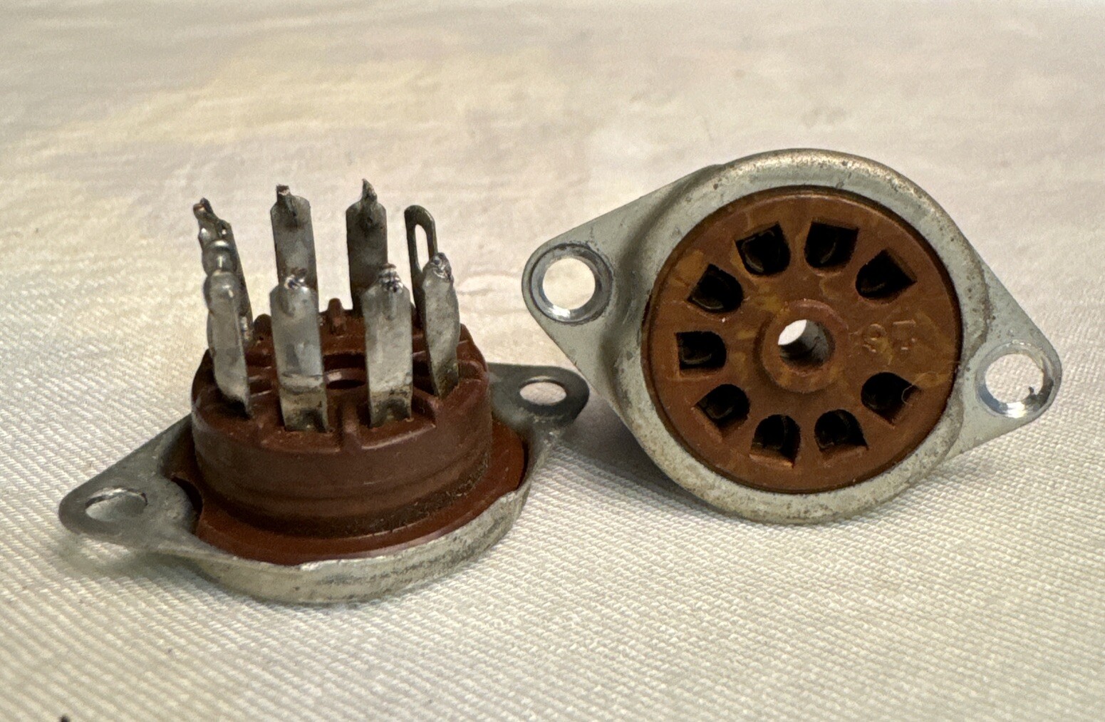 Vacuum Tube 9 Pin OEM Tube Socket Pre Owned