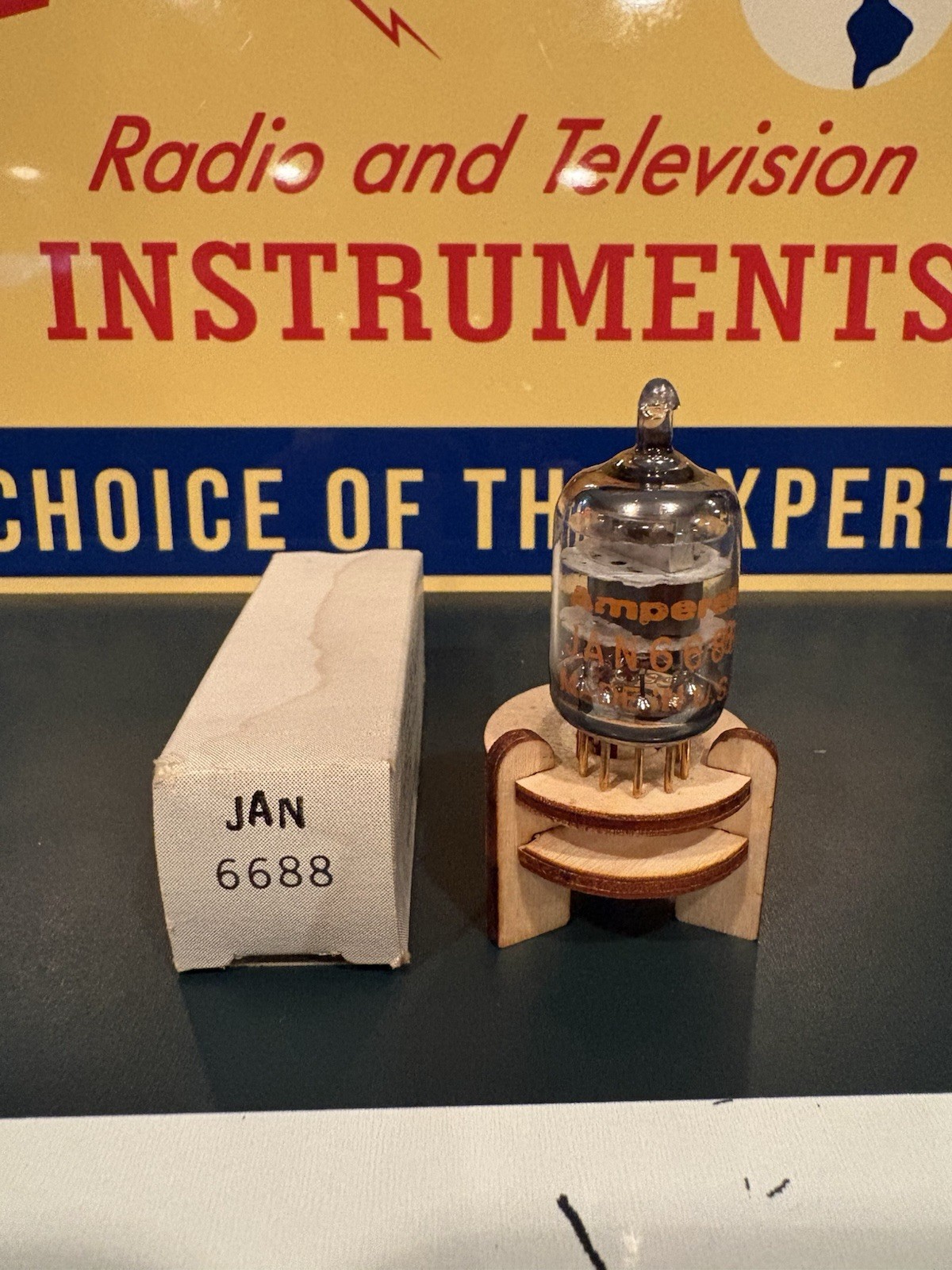 Amperex JAN 6688 Gold Pin Dark Plate 3 Mica 539C Test NOS NIB🔈￼