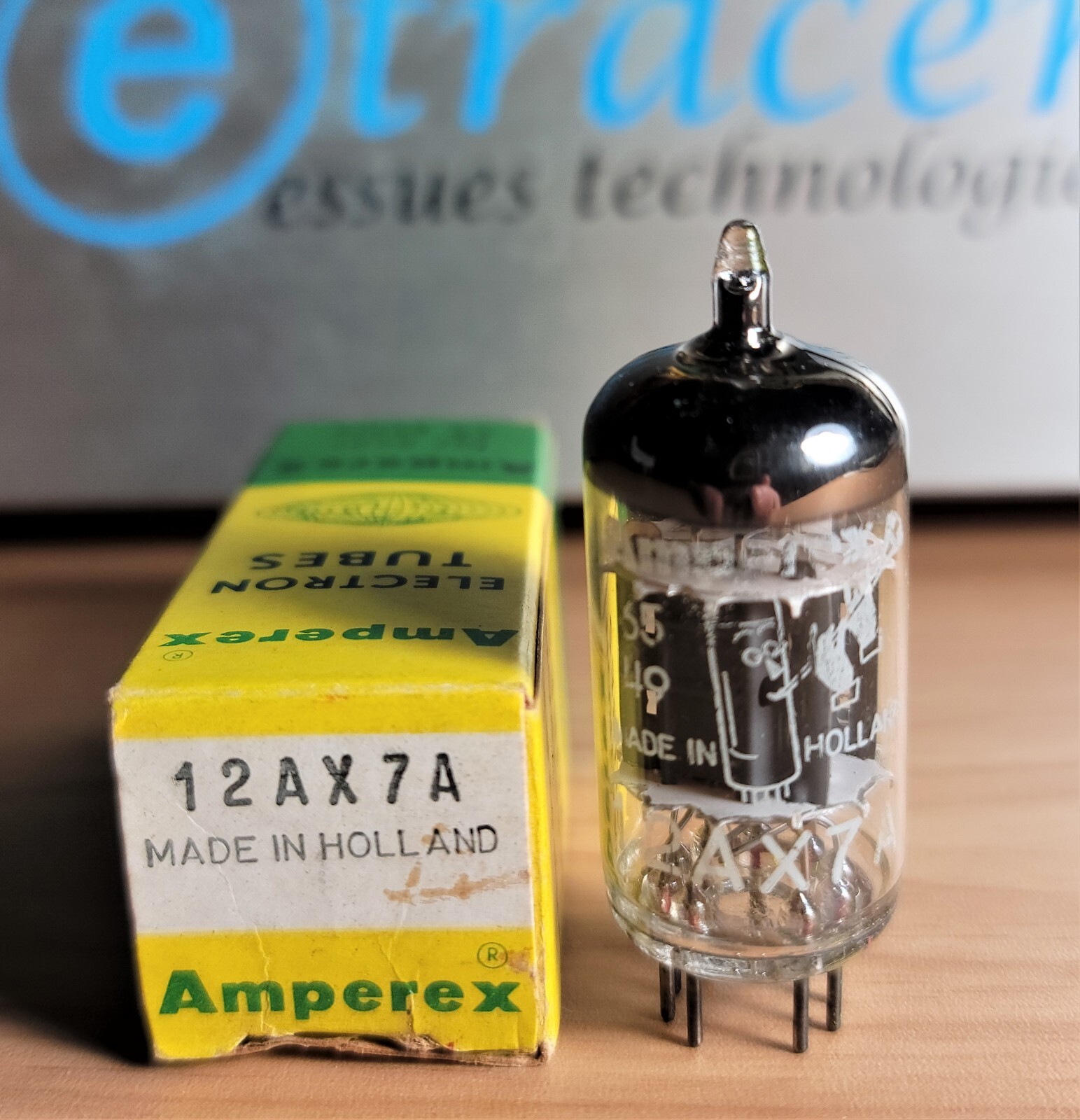 AMPEREX BUGLE BOY 12AX7 ECC83 GREY PLATE TUBE HOLLAND NOS (1965) #14 **eTRACER**