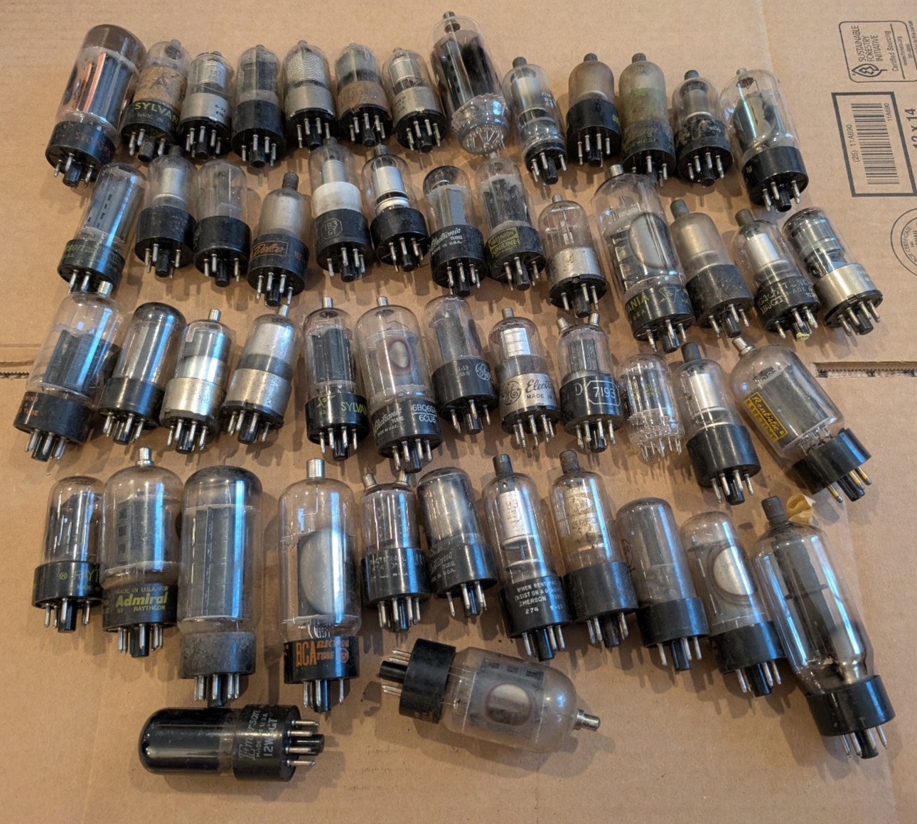 Lot of 50 Vintage Octal Vacuum Tubes Mixed Radio TV Untested Parts Repair 3