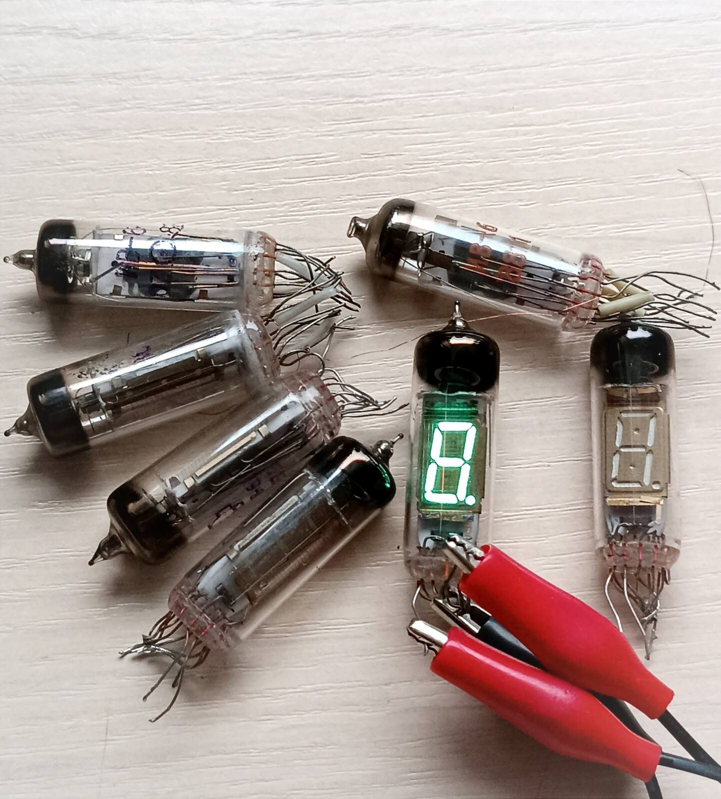 12 pcs IV-6 VFD Tube DIGIT DISPLAY NIXIE CLOCK luminescent indicator USED #2