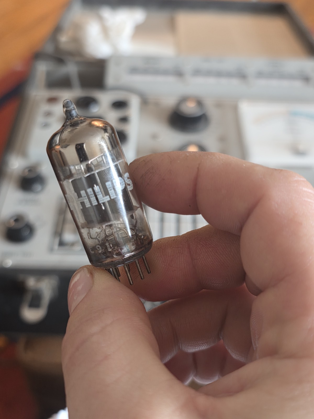 Mullard / Philips 12ax7 Ecc83 i63 tested 1960s