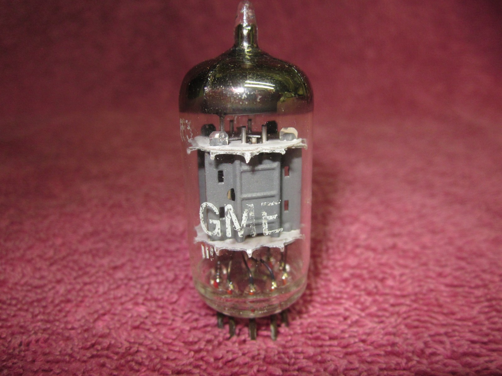 Philips Heerlen 12AX7/ECC83 Tube Halo Getter BALANCED Strong