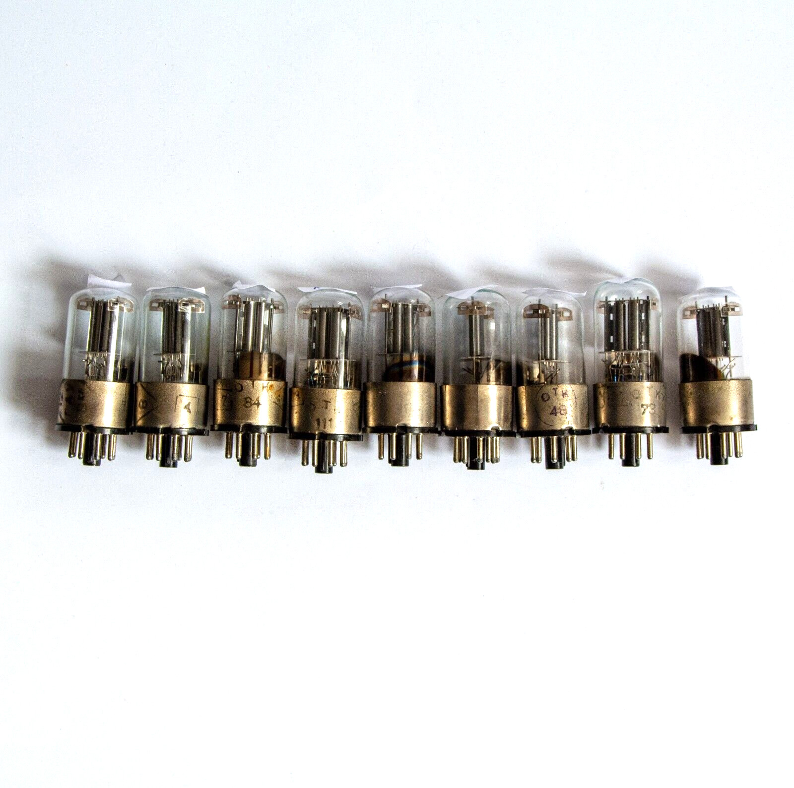 USED. 6N9S (6H9C) / 6SL7 / 1579 MELZ TUBES. METAL BASE.