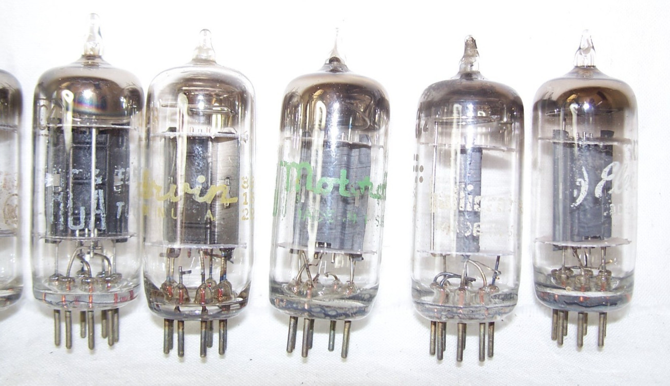 Lot of (30) 6C4 tubes,radio,amplifier,EC90,RCA,Tung-Sol,Sylvania,GE,Motorola,+