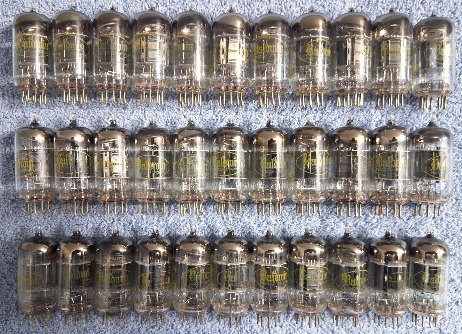 1960 Philco 12AU7/ECC82 PLATINUM PLUS GRADE Preamp Tubes Matched Pair 90% NOS