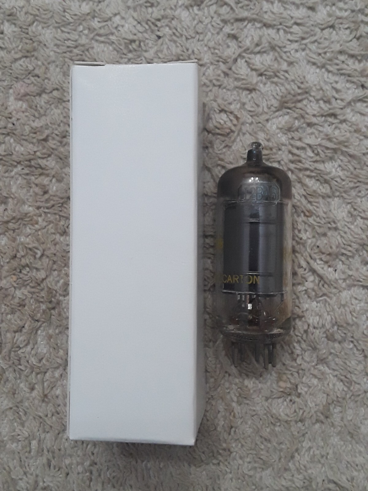 NOS Raytheon 12BA6 Vacuum Tube – White box – Tested