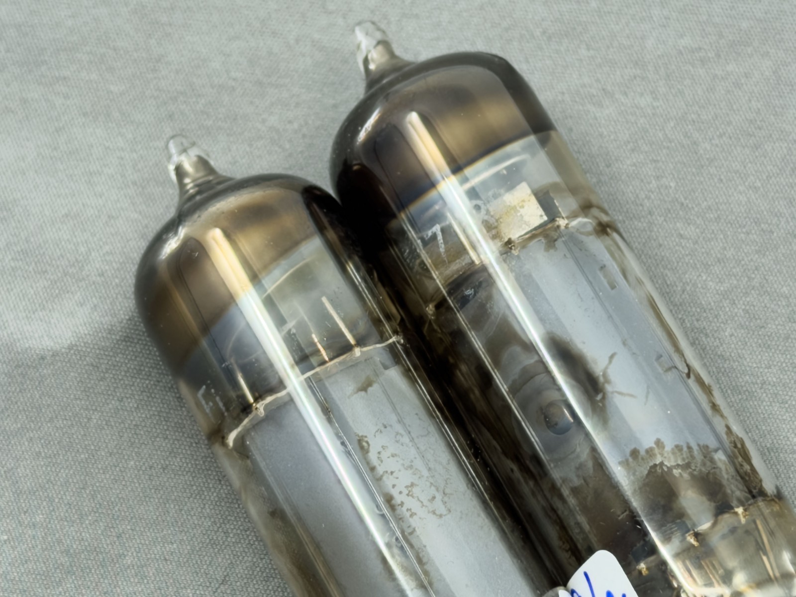(2) Mullard 7189 Power Tubes Matched Codes Blackburn UK 1960 Test Strong