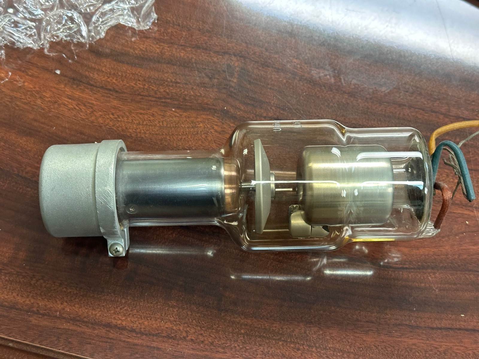 Vintage 1950 Universal UX-20 X-Ray Tube