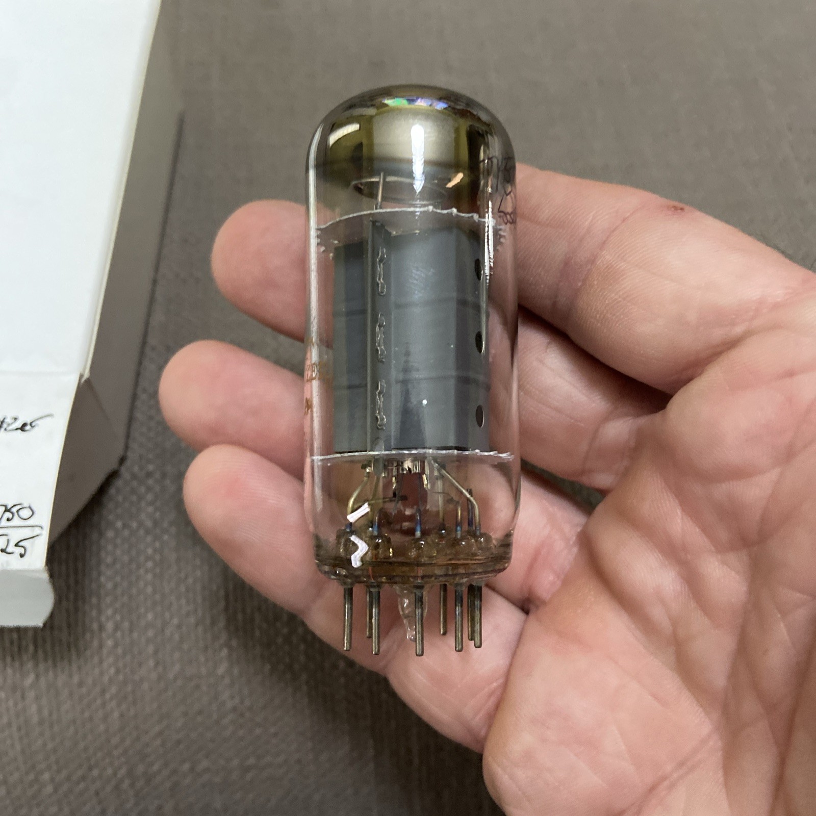 7868 Tube RCA For Wurlitzer Grey Plate – Non Tipped- Used