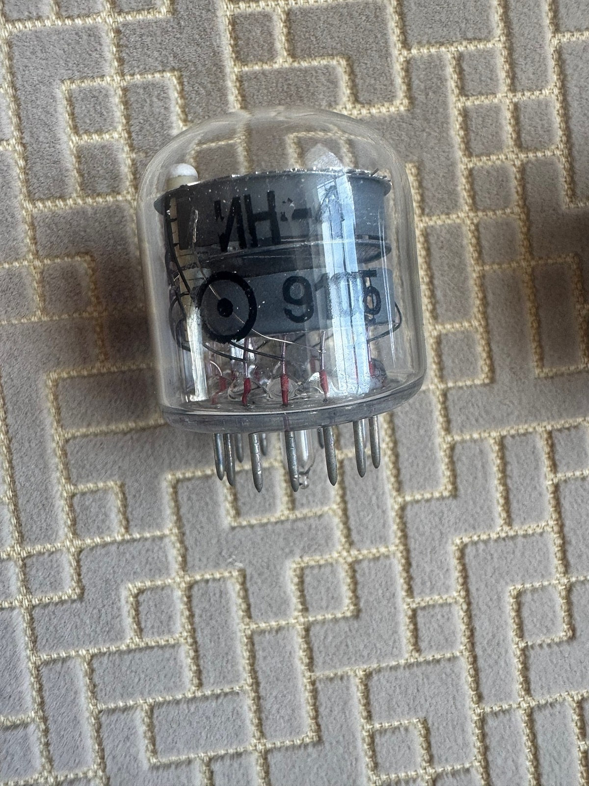 IN-4 4 Pcs NEW NIXIE TUBES NOS 100% GARANTY WORKING IN4.US SELLER!!!