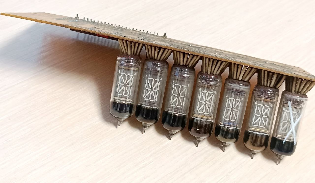 6pcs IV-4 (IV-17) VFD nixie tube clock multi-segment indicators on the board