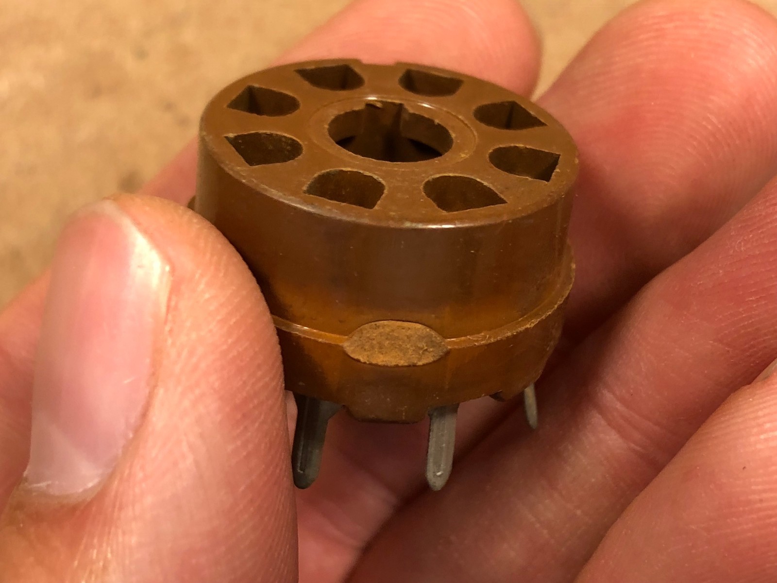 4 NOS Vintage Brown 8-Pin Octal Vacuum Tube Sockets PC BOARD MOUNT PCB