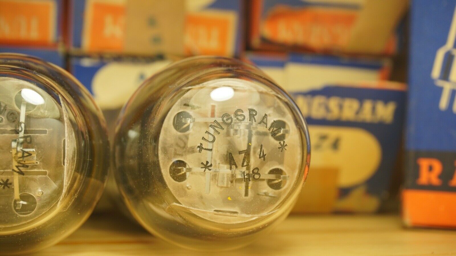 AZ4 WE56 Black Plate Tungsram 50’s Extra Rare NOS NIB Tube Valve 1pc