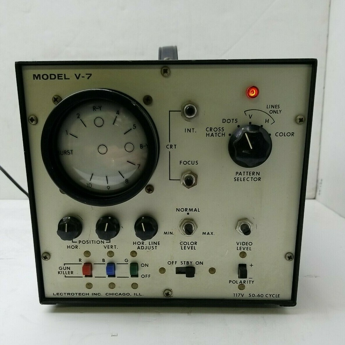 Letrotech Model V-7 Vectorscope Instrument for Testing BW and Color TVs, Vintage