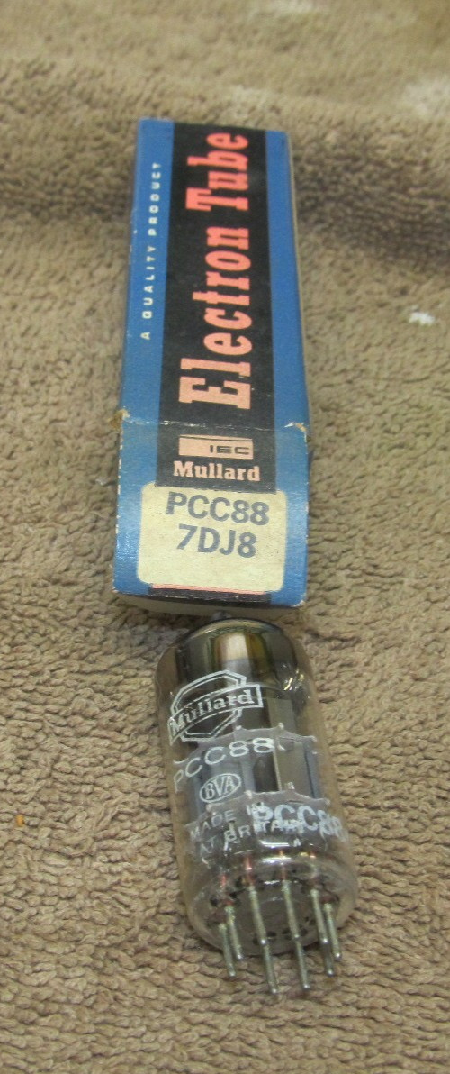 Mullard 7DJ8 PCC88 Tube, In Box, Tests Good