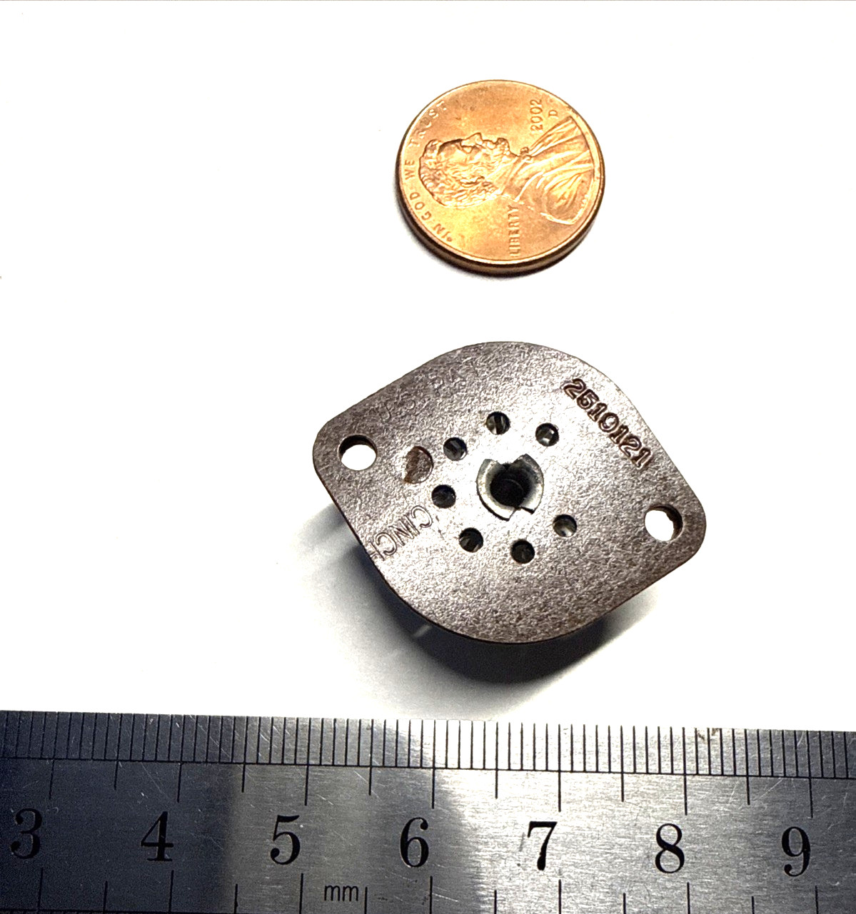 one 7 Pin Miniature CINCH Wafer Tube Socket NOS bottom mount