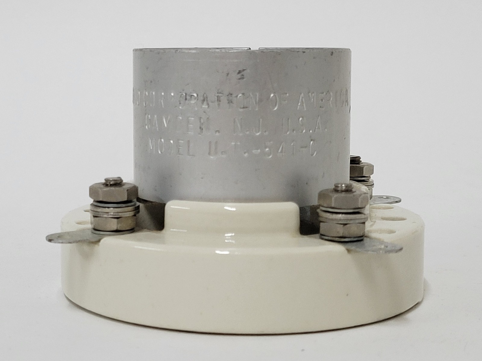 RCA vacuum tube socket for 211, 845, 805, 872, 203 – likely made by Johnson