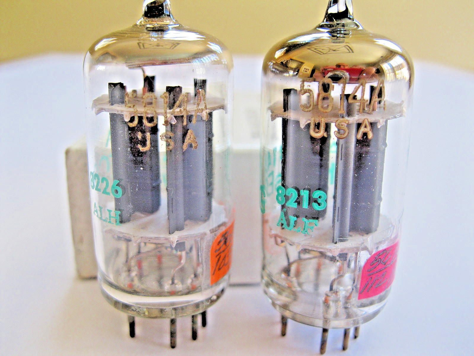 2 PHILIPS ECG JAN-5814A/12AU7A VACUUM TUBES GRAY PLATE O GETTER 1982 TV-7 TESTED