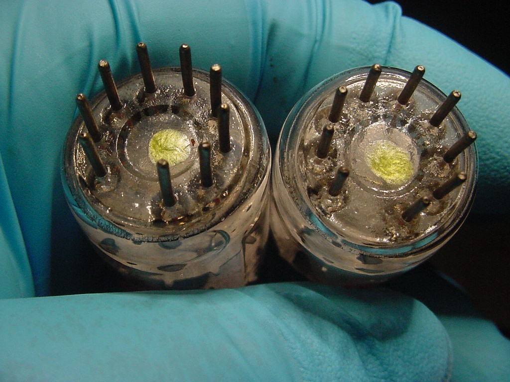 NEC 12AD7 TUBE PAIR (circa 60s Japan-made tested strong) LG*****