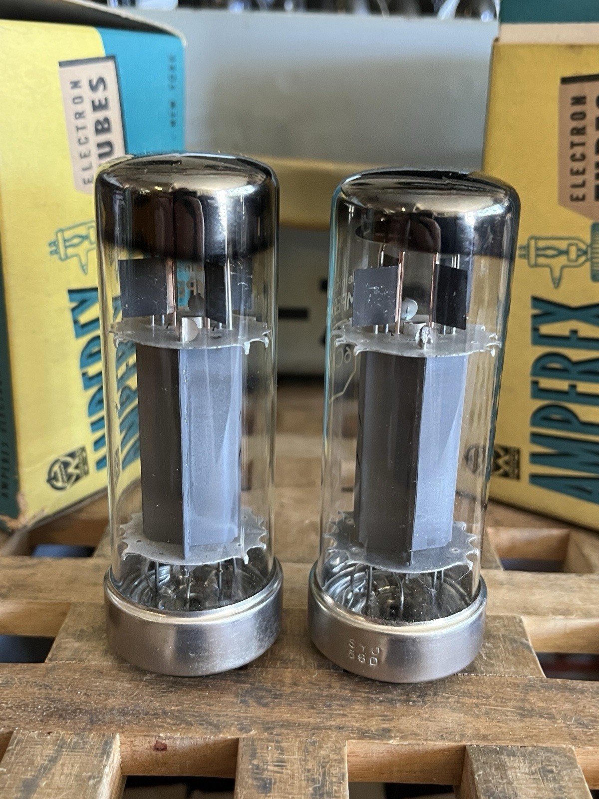 1956 Date Matched Pair SY0 Metal Base Amperex Philips 6CA7 EL34 Vacuum Tubes NOS