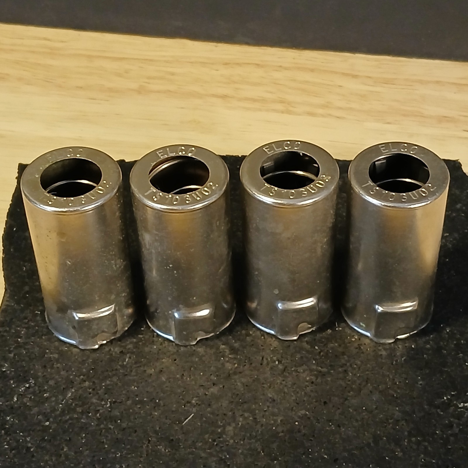 4 Pcs. ELCO TS103U02 Spring Type Premium Tube Shields for 9 pin Size Tubes NOS