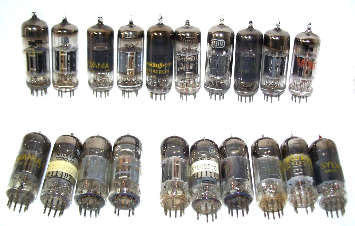 Lot of (20) 12BY7 12BY7A 12DQ7 12BV7 tubes,radio,amp,Sylvania,RCA,GE,Toshiba,++