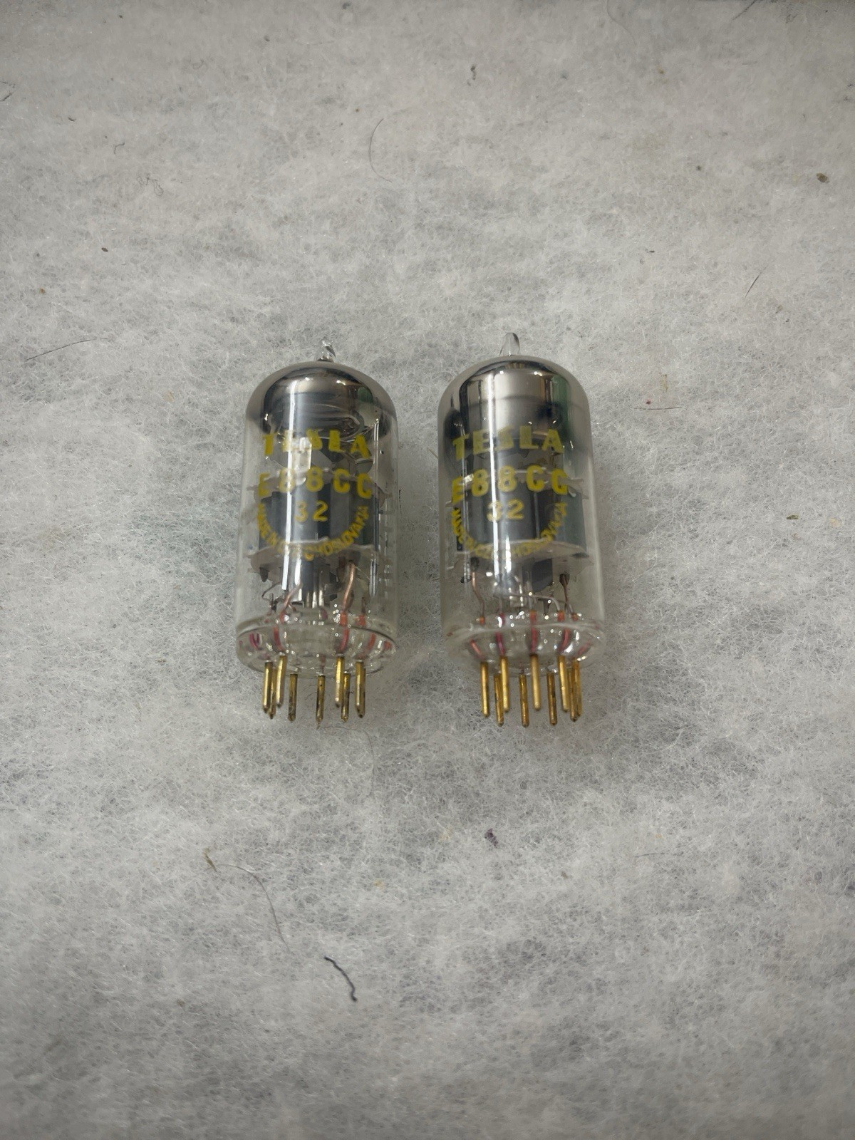 Tesla e88CC 6922 Cca 6DJ8 Gold Pin NOS Tested Matched Pair