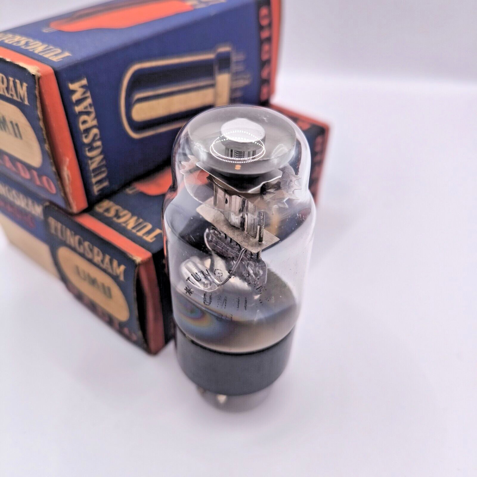 Tungsram UM11, magic eye tuning indicator, NOS NIB, made in Hungary