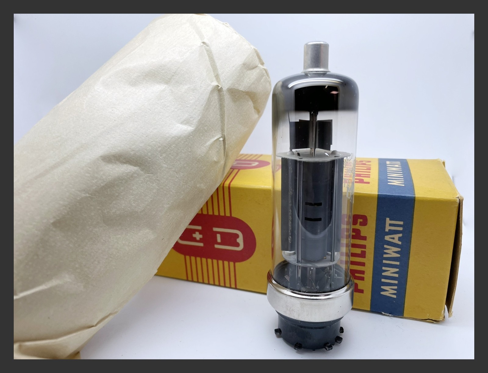 1 NOS Philips EL50 4654 EL34 Test STRONG 56F Disc Getter, Metal Base Vacuum Tube